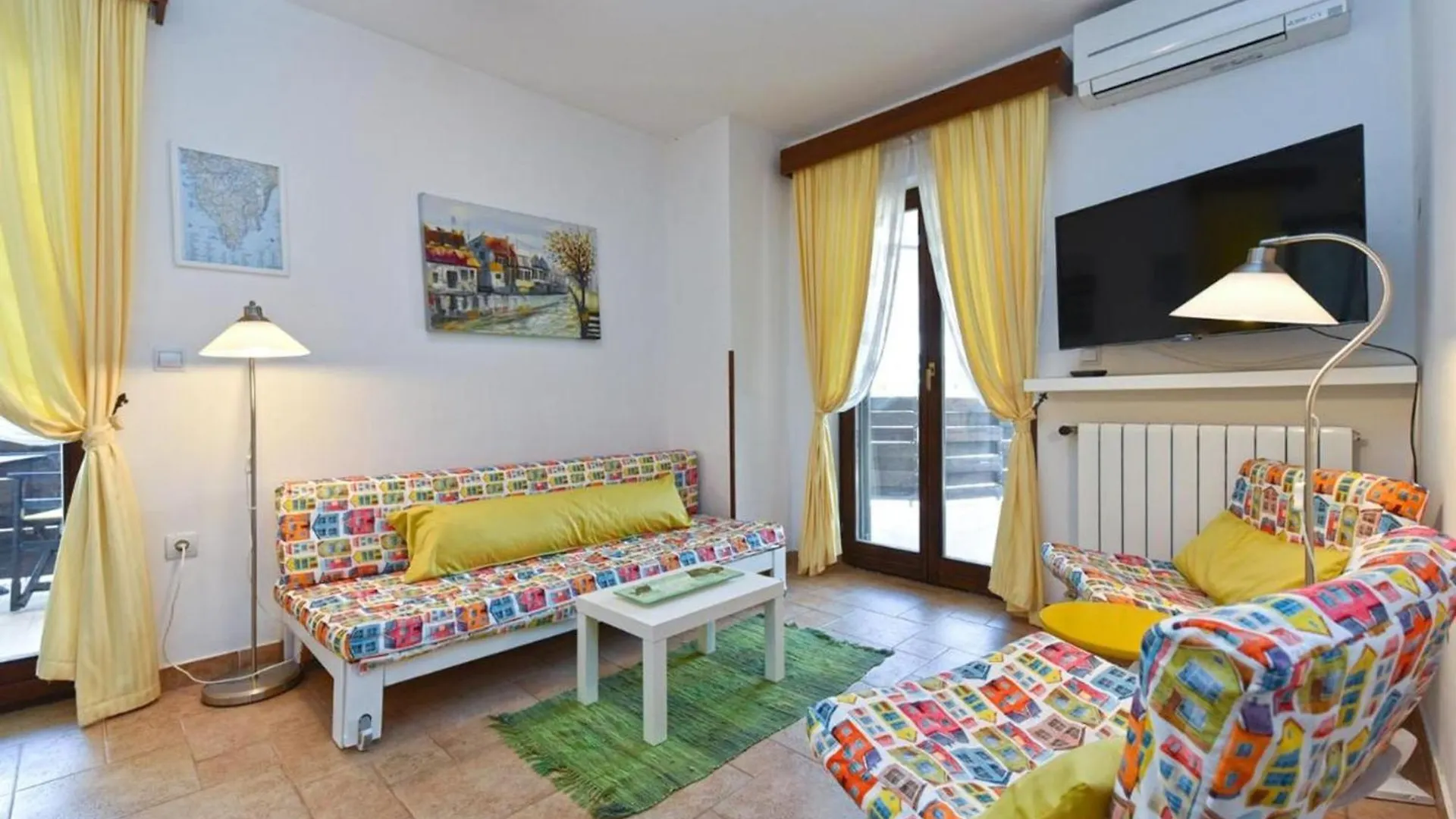 Stylish Flat With Pool Access And Fully Equipped Spaces 佩罗杰